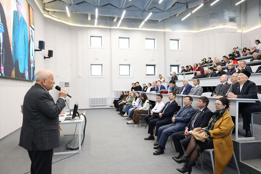 Auditorium named after Academician Ye. Shaikhutdinov has been opened at Satbayev University
