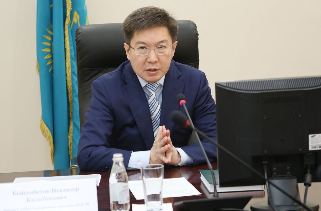 Руководство Satbayev University встретилось с представителями «КазНИПИмунайгаз»