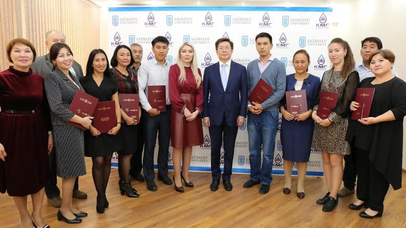 Satbayev University вручил дипломы PhD собственного образца