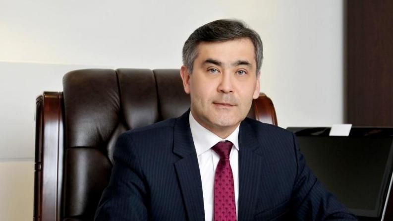 Министр обороны РК посетил Satbayev University