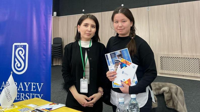 Satbayev University showcased its capabilities at the international exhibition «Bilim Kerueni-I»