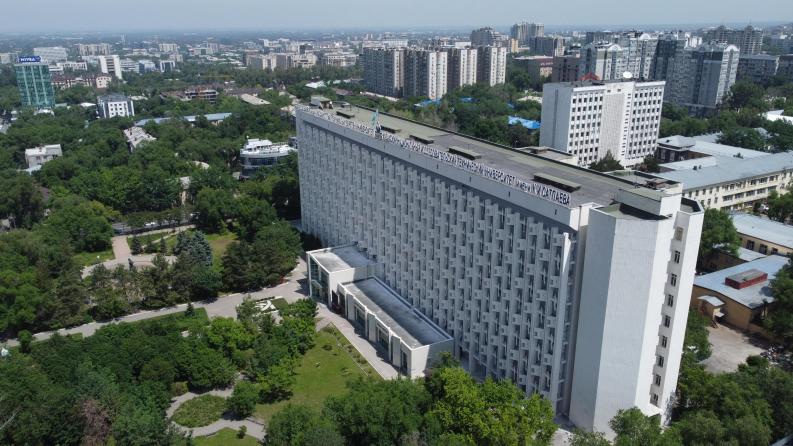 В Satbayev University прошёл круглый стол, посвящённый 80-летию Победы в Великой Отечественной войне
