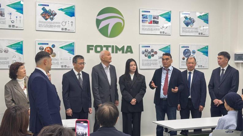 Satbayev University открыл исследовательскую лабораторию FOTIMA в День работников высшего образования