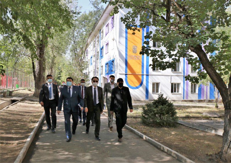Satbayev University призывает к вакцинации, чтобы продолжить обучение в традиционном формате