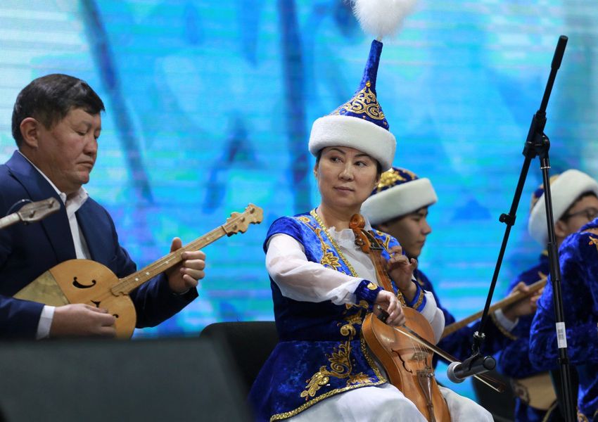 В Satbayev University состоялся концерт, посвященный 8 марта
