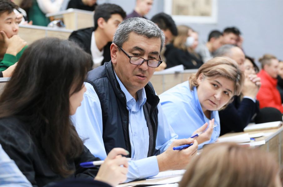 В Satbayev University прошла олимпиада по казахскому языку, посвященная 150-летию Ахмету Байтурсынову