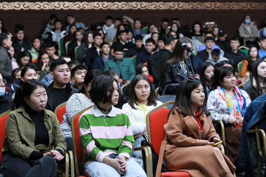 Satbayev University стал площадкой для диалога о гендерном равенстве