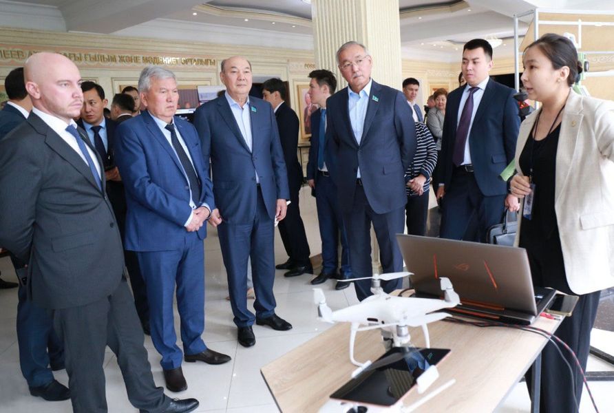 Преподаватели Satbayev University встретились с Сенаторами Республики Казахстан