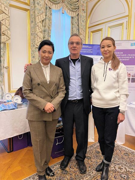 Делегация Satbayev University посетила Париж в рамках официального визита главы государства