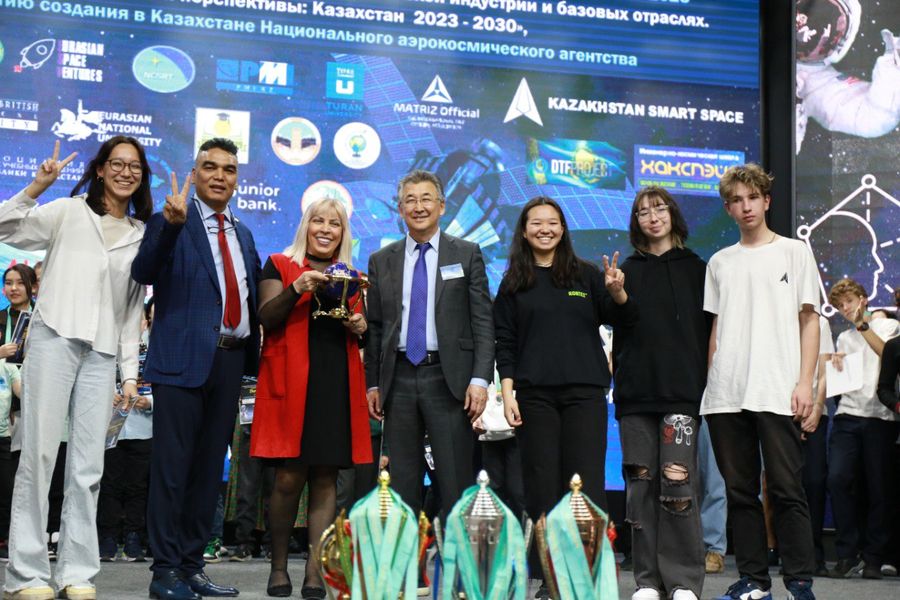 Открой свою вселенную: подведены итоги международного конкурса космических технологий Kazakhstan Smart Space - 2023