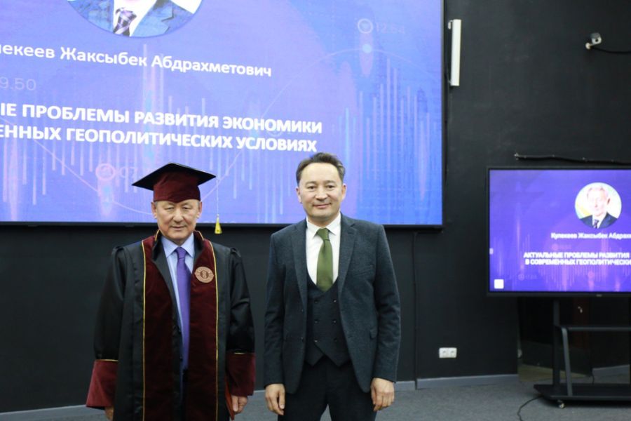 Жақсыбек Күлекеев Сәтбаев университетіне келді 