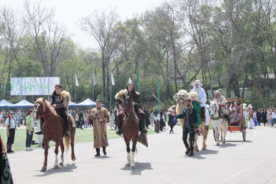 Satbayev University празднует наступление весны