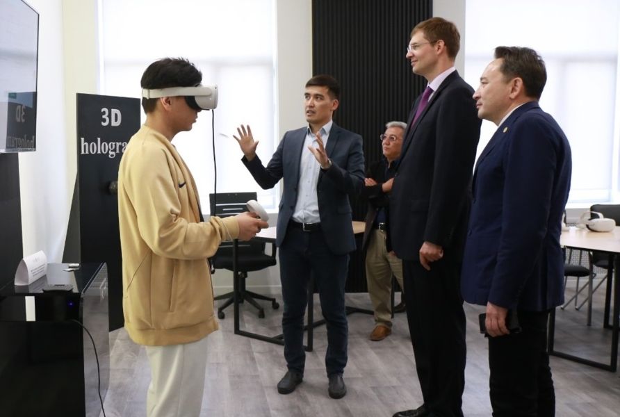Чем бы ты не занимался – ты работаешь в IT: Satbayev University встретился с Тимуром Турловым