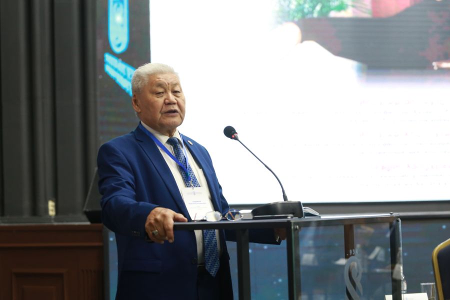 В Satbayev University прошла конференция «Ұлытау – Қазақстан металлургиясының бесігі», посвященная Ибрагиму Онаеву