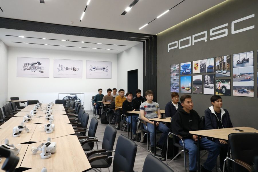 В Satbayev University при поддержке Porsche открыта лаборатория виртуальной реальности