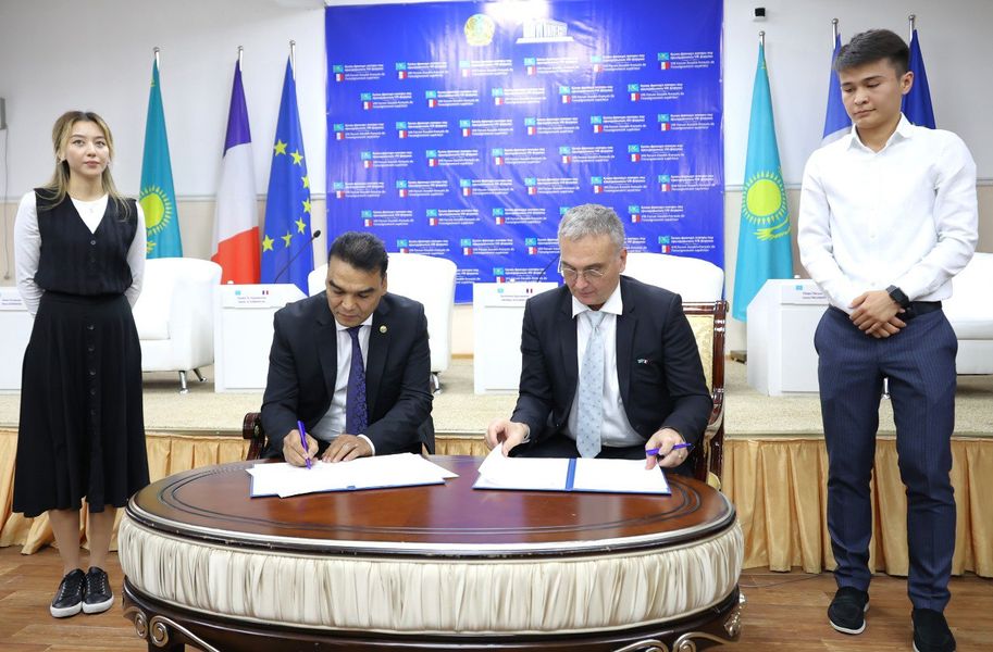 Satbayev University подписал договор о сотрудничестве с Политехническим институтом Гренобля