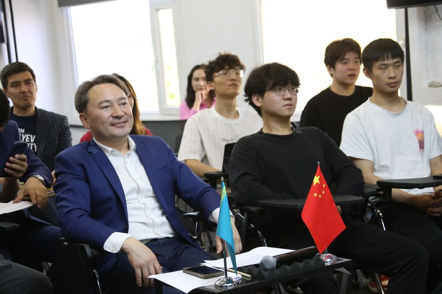 Атланты железных дорог: Satbayev University строит братство студентов по обмену между Казахстаном и Китаем