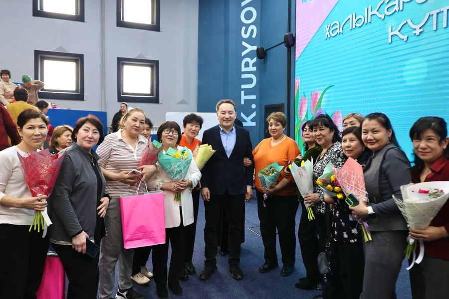 Satbayev University has congratulated University women on March 8