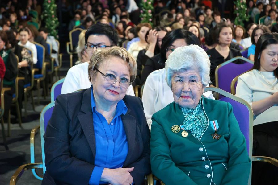 Satbayev University has congratulated University women on March 8