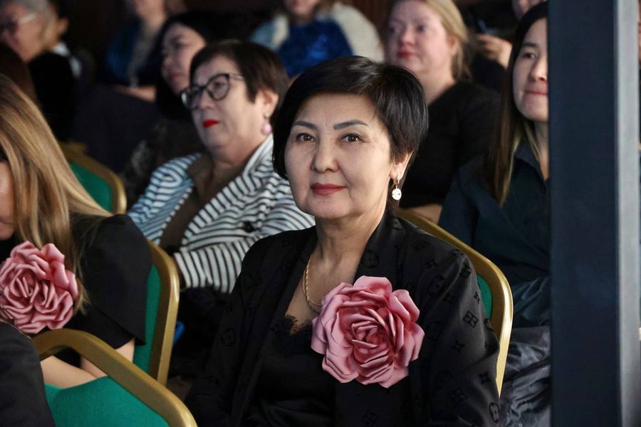 Satbayev University has congratulated University women on March 8