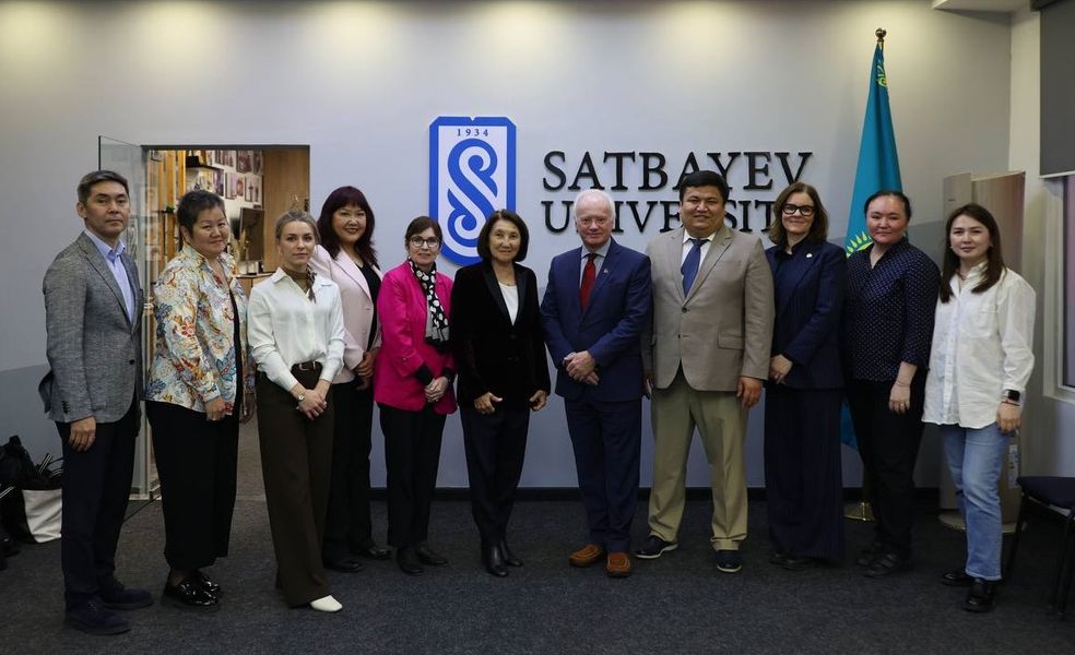 Satbayev University заключил соглашения с ведущими вузами Канады