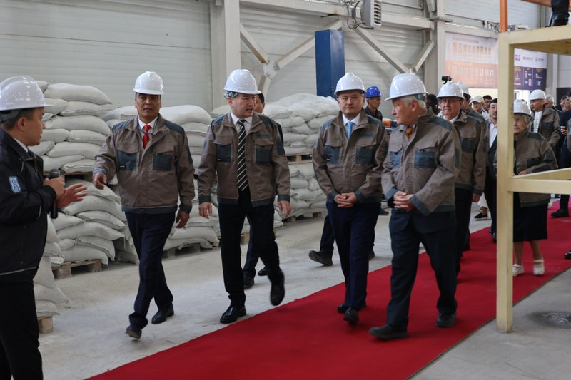 Из отходов в стройматериалы: в Казахстане открылся новый завод на базе разработок Satbayev University