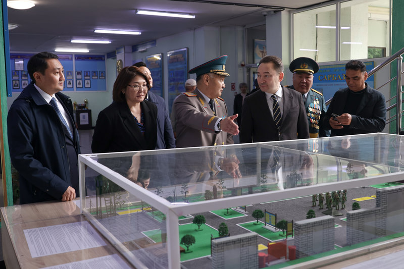 В Институте военного дела Satbayev University прошла торжественная церемония военной присяги 