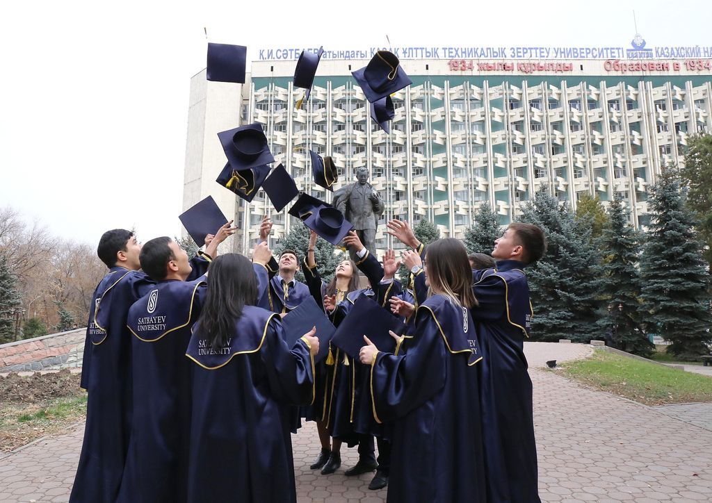 Satbayev University awarded diplomas to graduates of dual degree master program