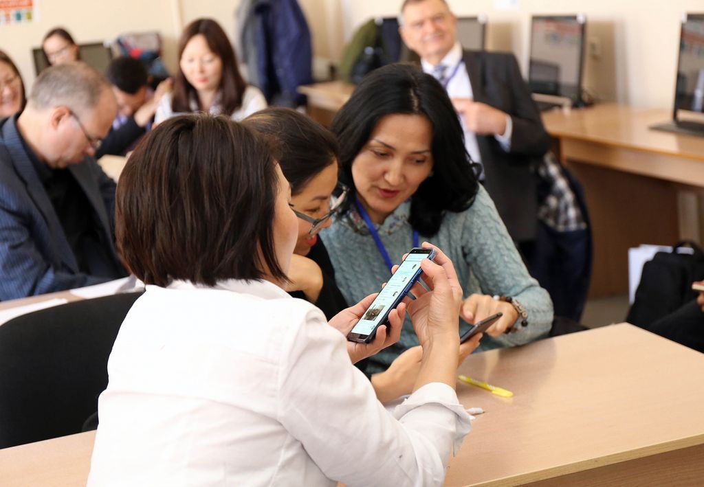 Teaching English in the Era of Digitalization conference was held at Satbayev University
